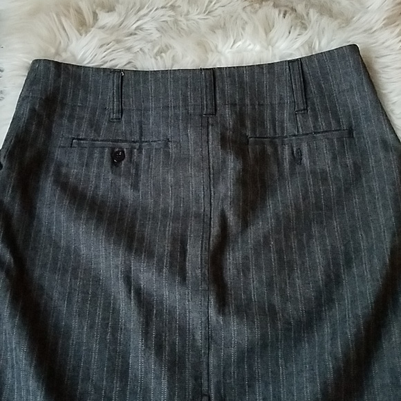 Beautiful classy and sassy skirt - Picture 4 of 4